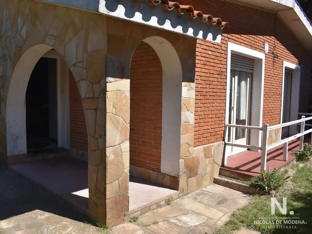 Hermosa Casa en venta en zona de la Península.