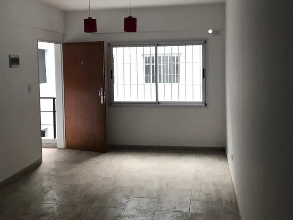 DEPARTAMENTO 2 AMBIENTES CENTRO SAN JUSTO OPORTUNIDAD