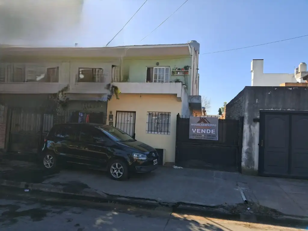 Venta de 2 casas mas un local