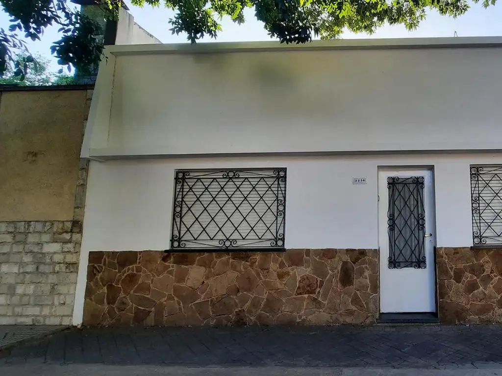 Casa en venta dos dormitorios con terraza no PH