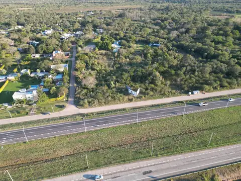 Terreno sobre Colectora Ruta 16