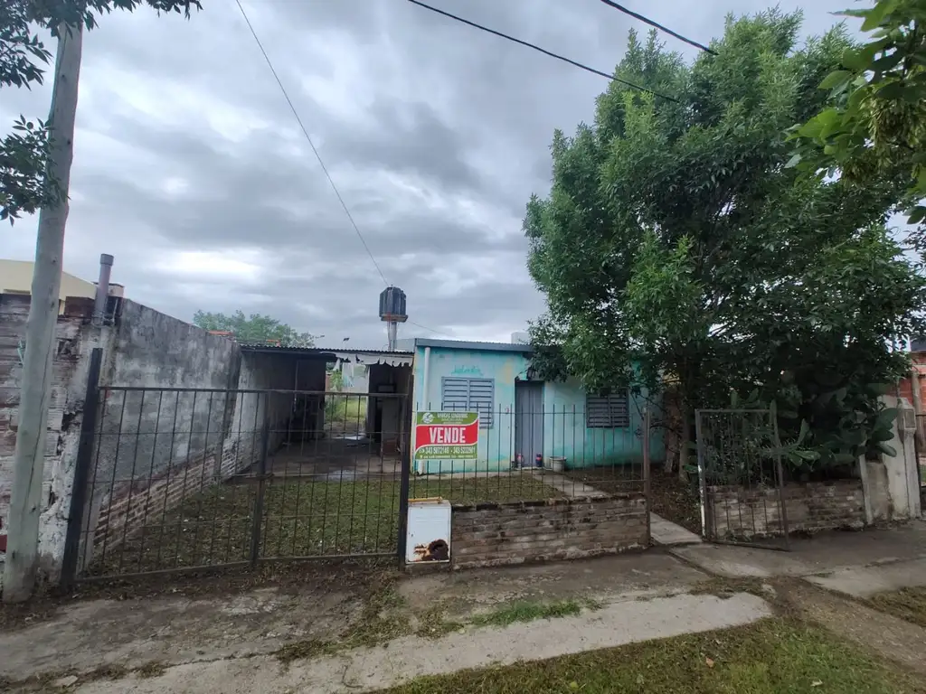 Casa en venta en Oro Verde en zona industrial