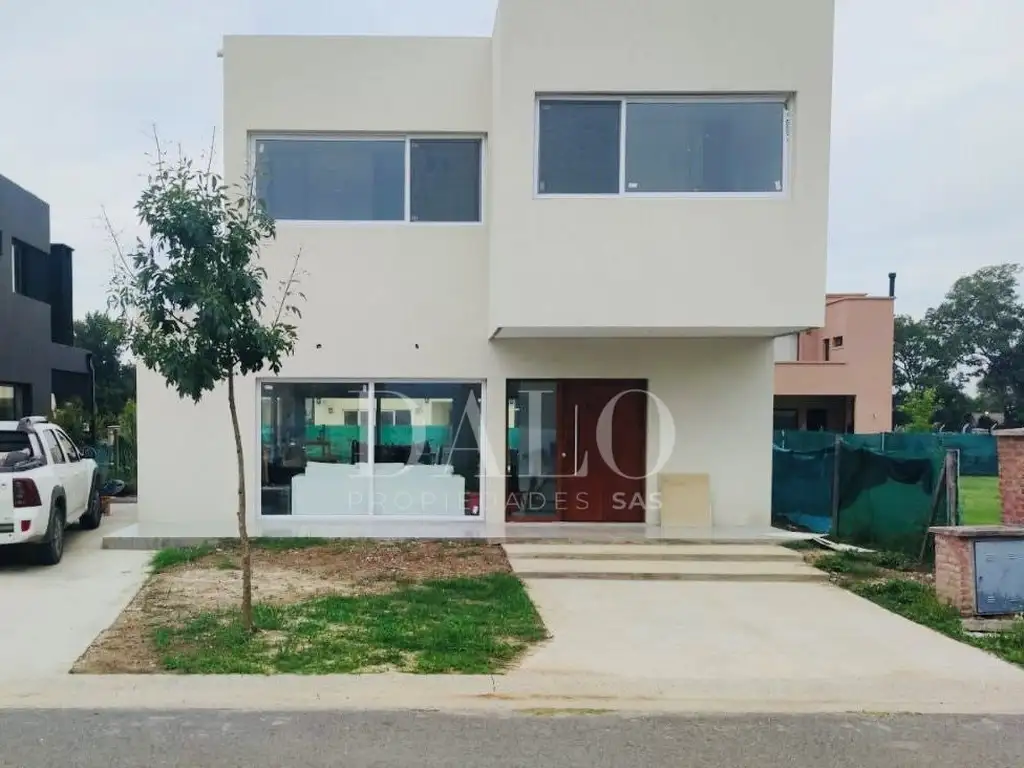 Casa en Venta en Vila Marina 1, Villanueva, Tigre