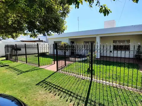 VILLA ALLENDE PARQUE (BODEREAU 9850) - VENTA CASA 3 DORMITORIOS