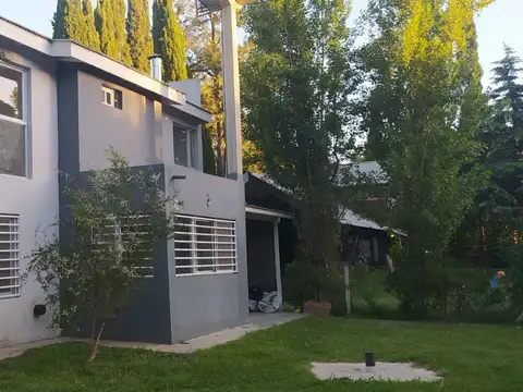 Hermoso Duplex En Venta, El Pato, Berazategui