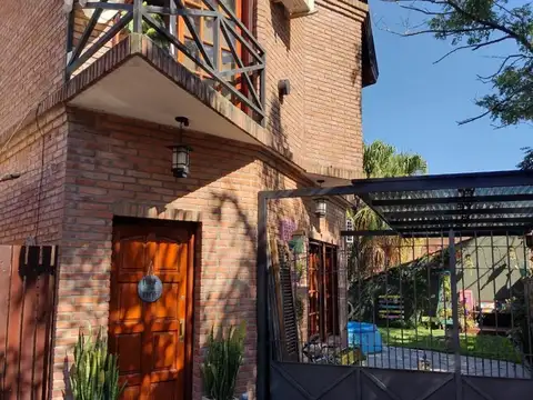 Casa - Venta - Argentina, Berazategui - calle 20 4348