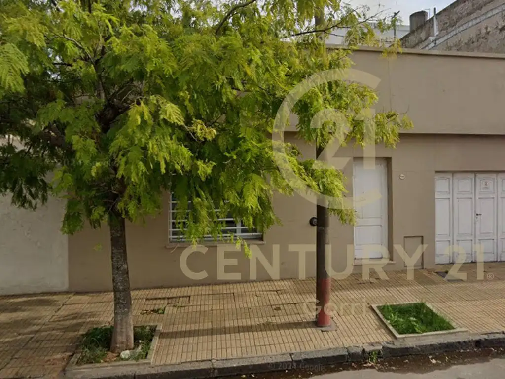 Casa - Venta - Argentina, Olavarría - 9 DE JULIO 2300