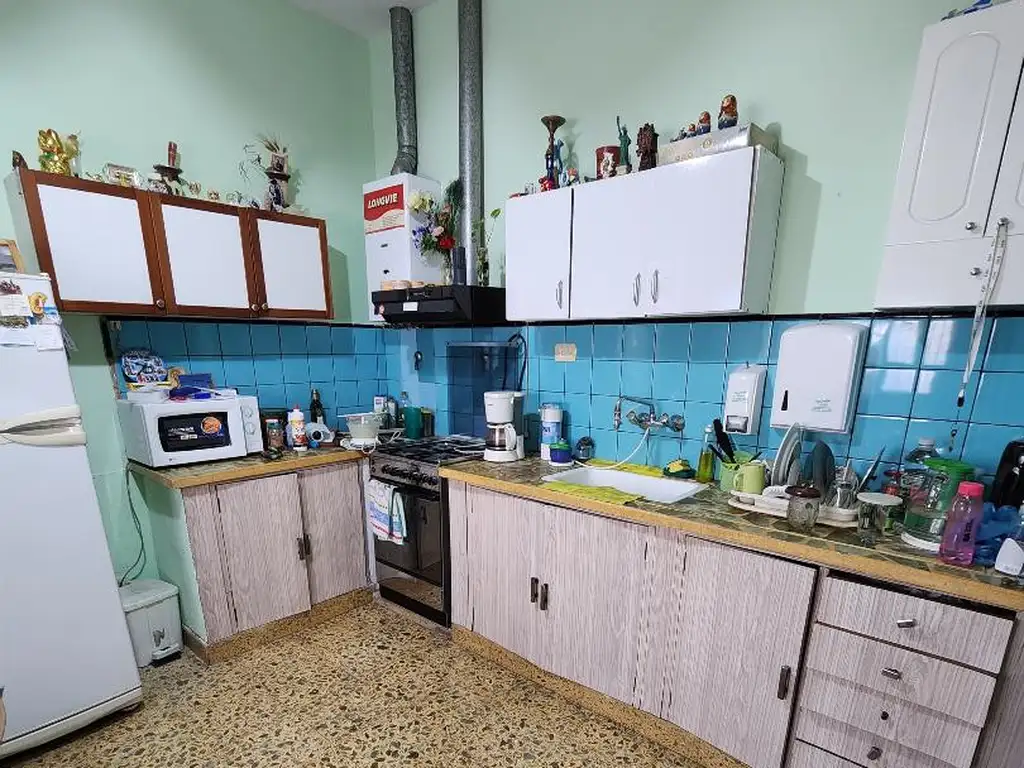 DEPTO T/CASA EN VENTA LOS ANDES 1300 BERNAL