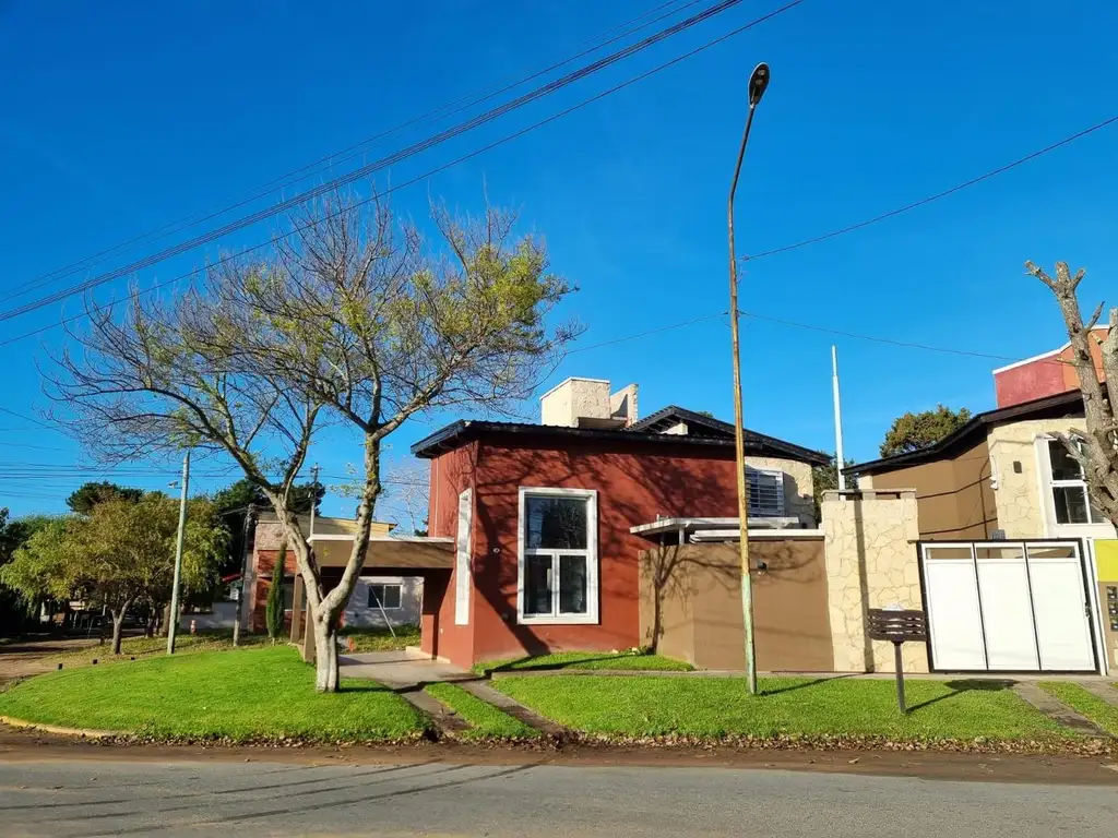 Importante casa en Mar de Ajo