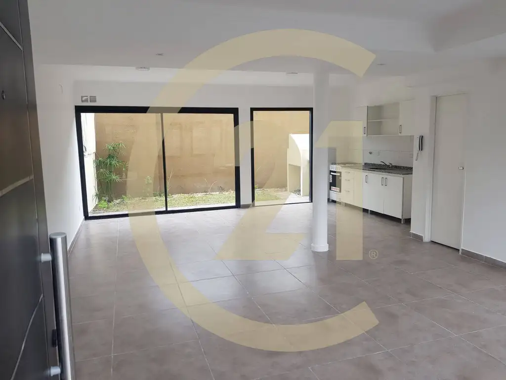 VENTA DUPLEX 4 AMB EN ITUZAINGO