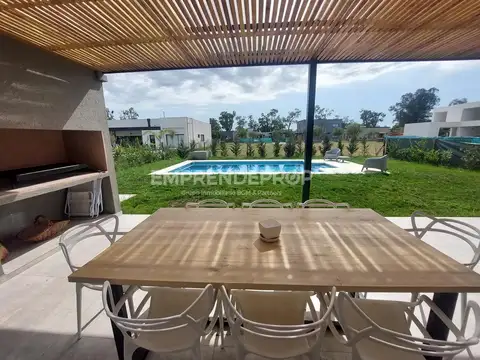 Casa Alquiler temporal 4 amb Santa Emilia, Pilar del Este (Navidad-Año nuevo) - Foto 0