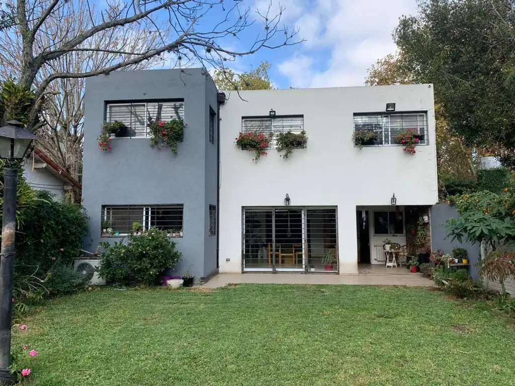 CASA EN VENTA RANELAGH