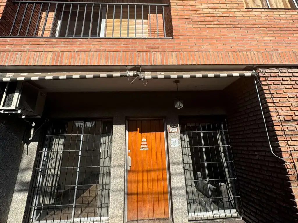 Casa 3 amb más PH 2 amb jardín cochera lote 275 m