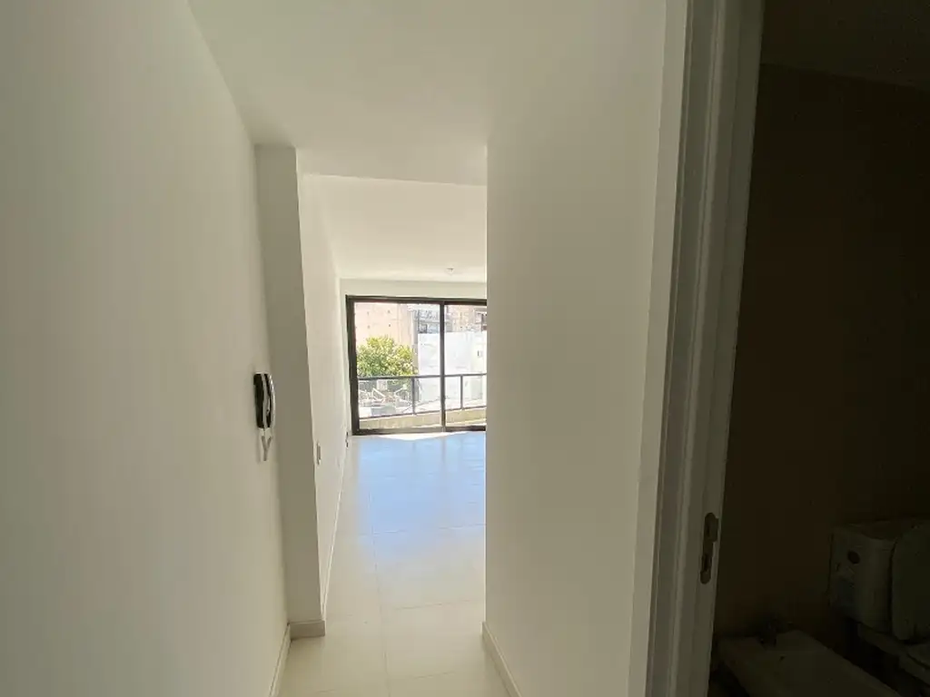 Departamento monoambiente con balcon en venta