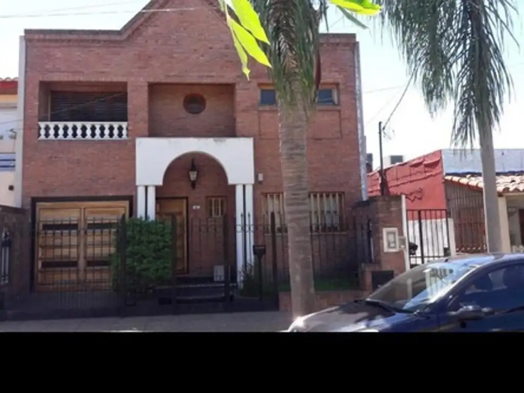 Chalet En Venta En Haedo Norte