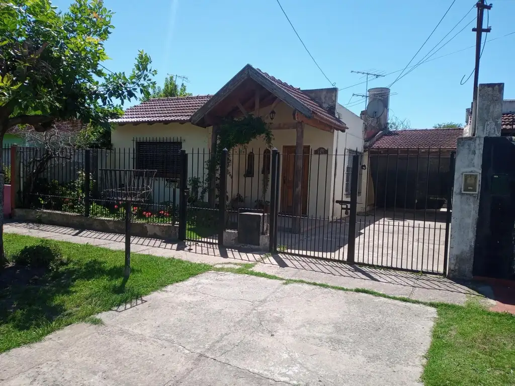 CASA A LA VENTA