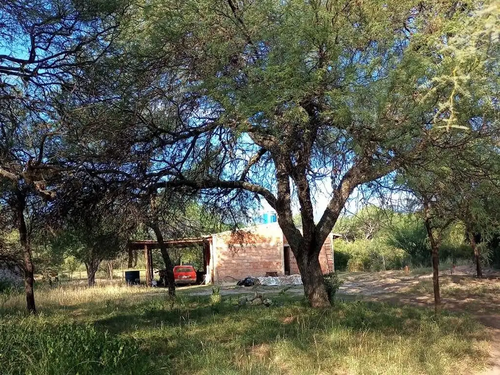 Casa a terminar en venta + terreno Merlo San Luis