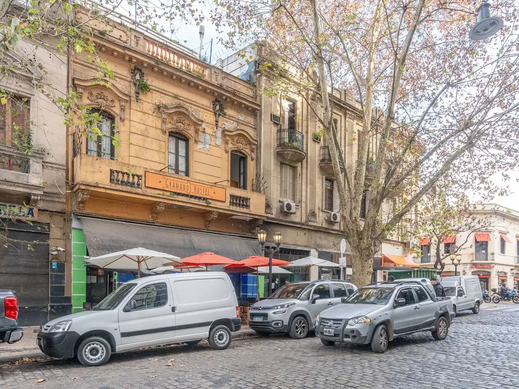 EDIFICIO  EN BLOQUE PARA MARCAS AMPLIOS USOS