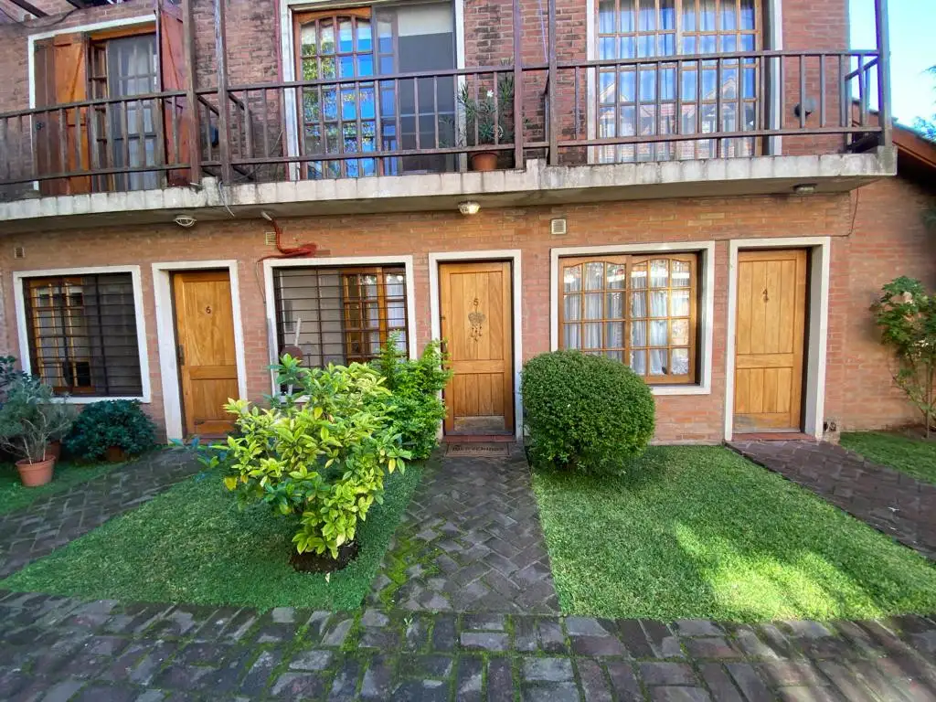 Casa en Venta - 4 ambientes - USD 195.000