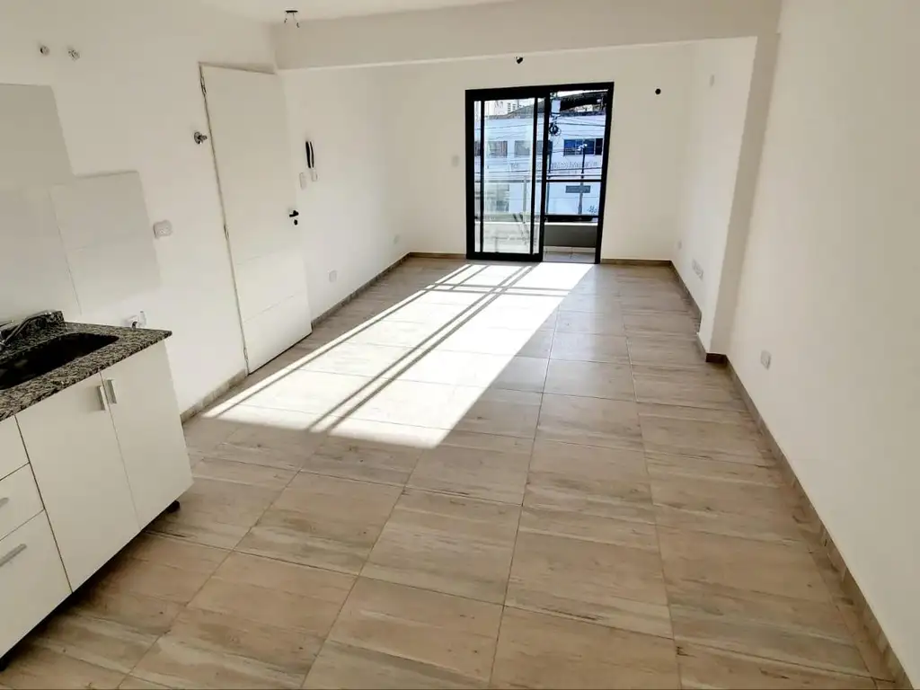 Departamento en  venta de 2 ambientes a estrenar Banfield