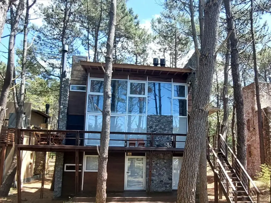 ESPECTACULAR CASA EN ALQUILER - MAR DE LAS PAMPAS TEMPORADA