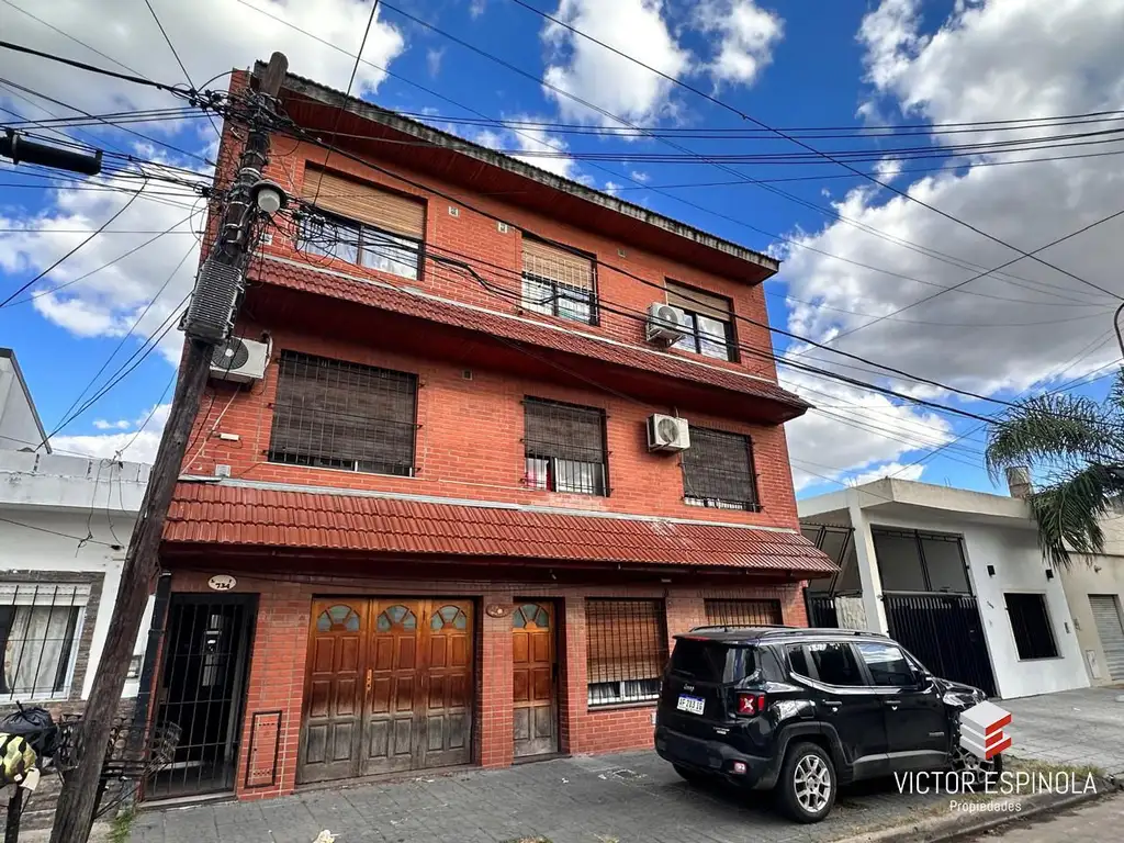 Casa - Venta - Argentina, Tres de Febrero - FRANCISCO LAGORIO 700