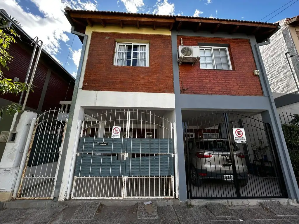 VENTA  CASA DUPLEX 2 DORMITORIOS  CONFLUENCIA NQN