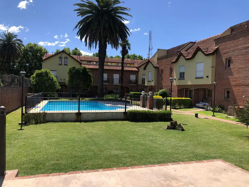 Venta Triplex en Condominio San Miguel APTO CREDITO