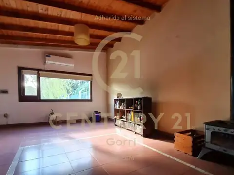 VENTA  O PERMUTA HERMOSA CASA QUINTA EN OLAVARRIA