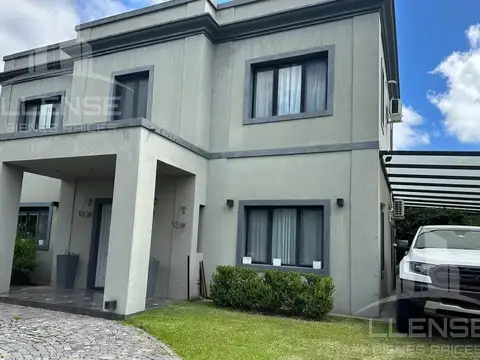 Casa 4 ambientes en venta - Ombues de Hudson,  Apta Credito hipotecario