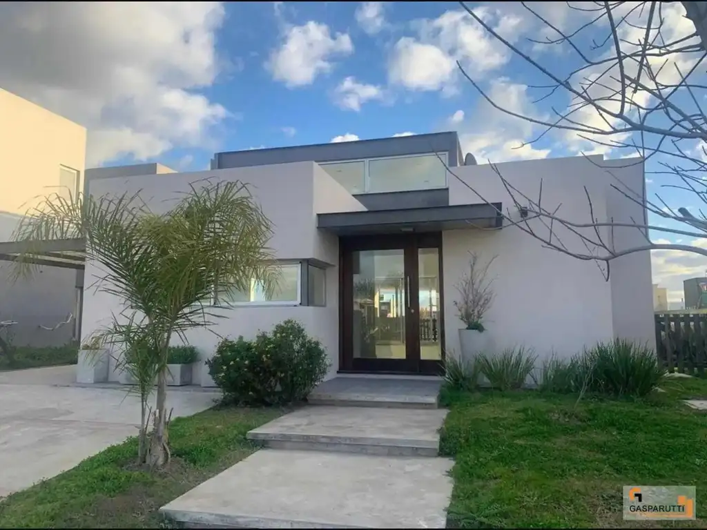 Excelente Casa en Puertos Barrio Araucarias 4 Ambientes!