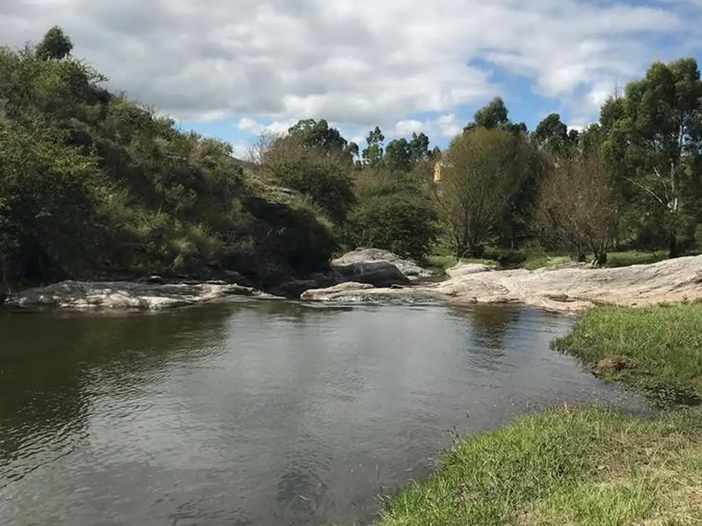 Venta Terreno - La Falda, Córdoba, Argentina.