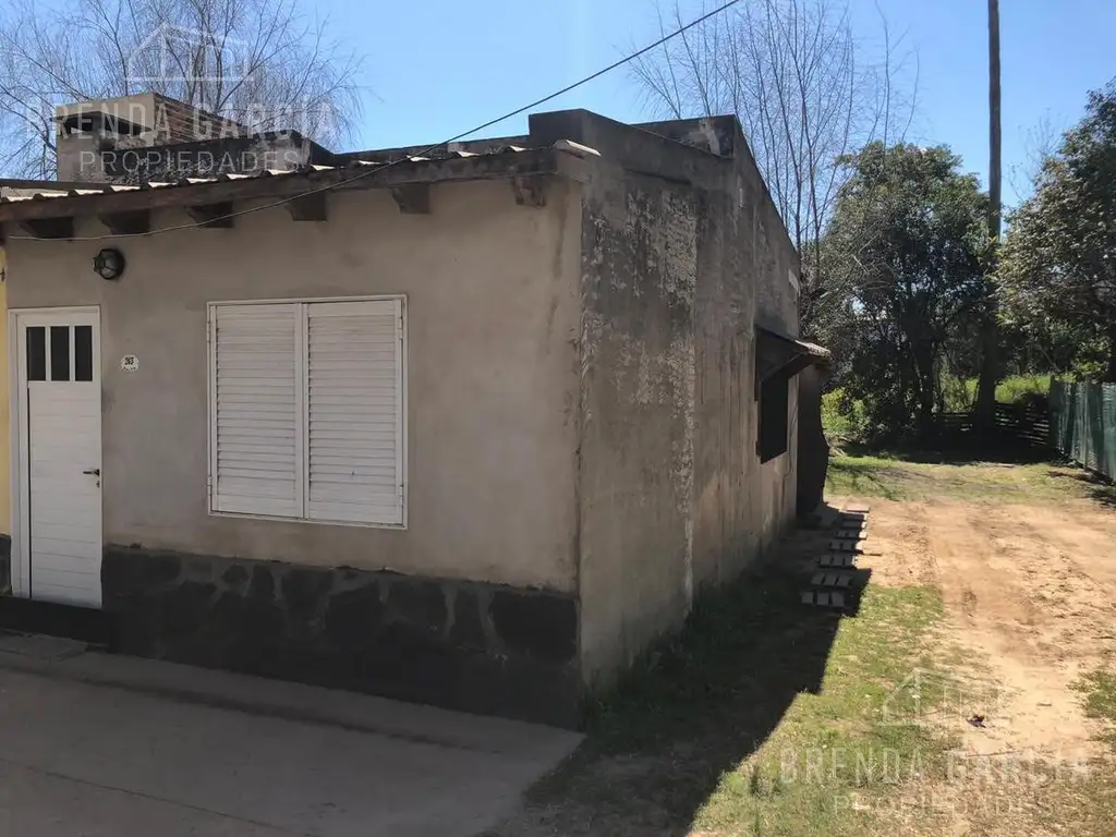 Casa en Planta Baja con 2 Dormitorios - Colon