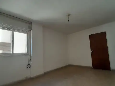 En venta Departamento 2 dormitorios en B° Gral. Paz - Oportunidad !