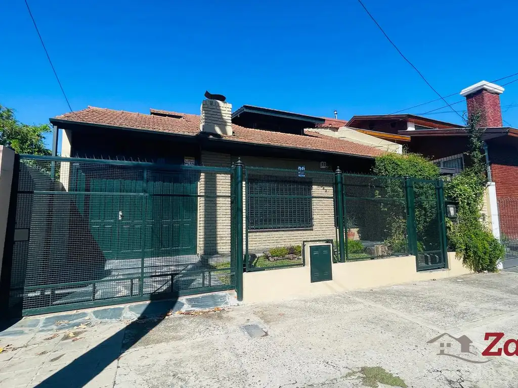 Casa 5 ambientes venta en  Monte Grande