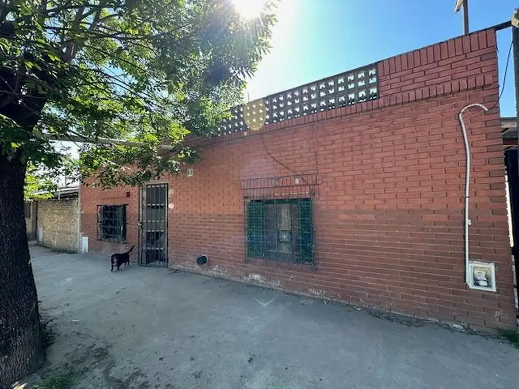 Casa en  venta en G. de Laferrere