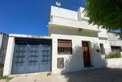Venta de Casa 3 DORMITORIOS en Villa Progreso, Berisso