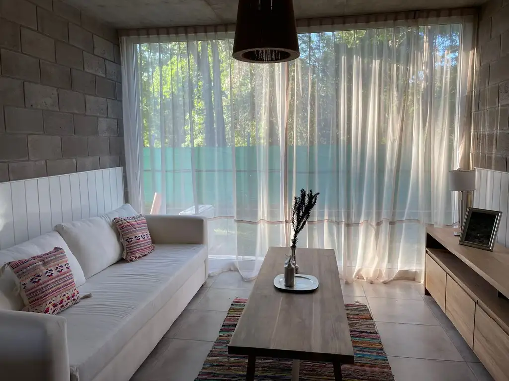 Alquiler Departamento 1 año 2 dormitorios, 73m2, Leandro Niceforo Alem