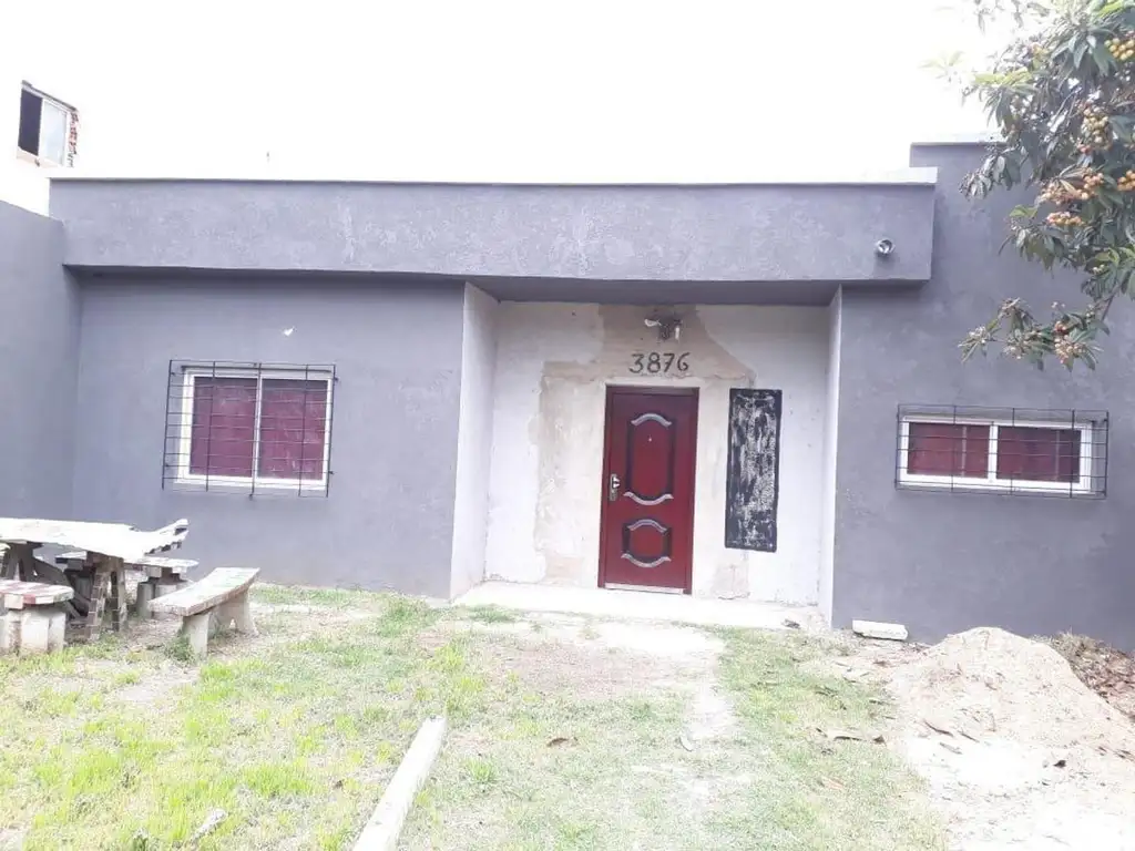 Ituzaingo - Venta - Casa 4 Ambientes con Cochera