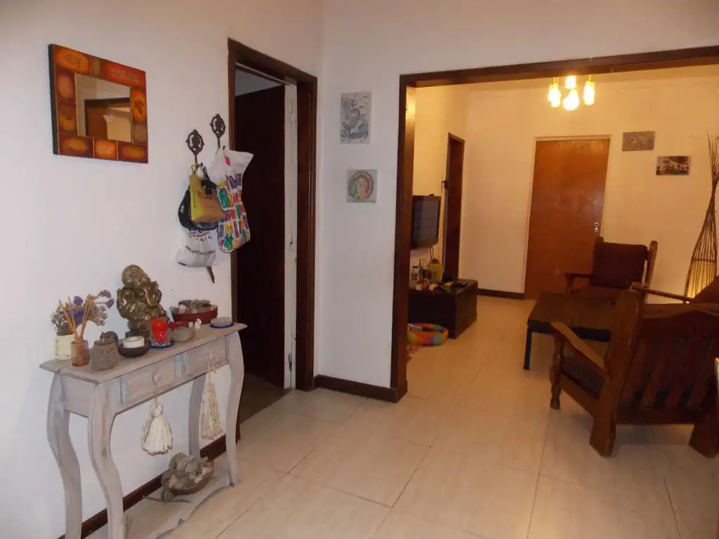 CASA 3 AMBIENTES EN VENTA EN VICTORIA OPORTUNIDAD