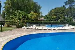 Áreas comunes piscina, gimnasio, club-house en Las Brisas en R Carrion 480 en Pilar, Buenos Aires