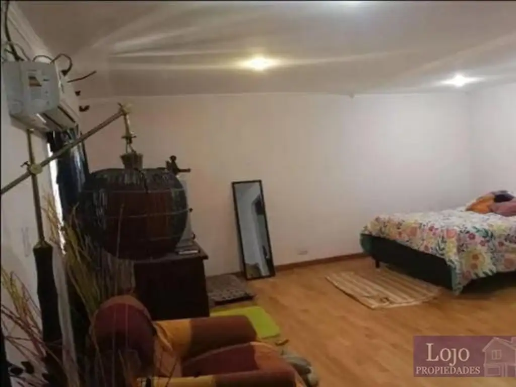 Departamento en Venta con cochera