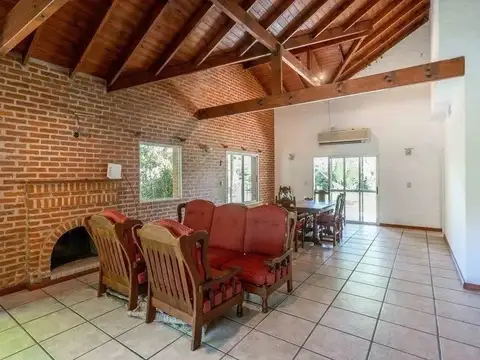 Casa en Venta con cochera