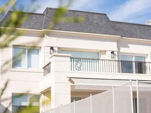 Casa Estilo Frances | Barrio Grand Bell - Foto 0