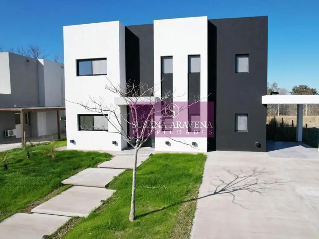 Casa en Venta en Barrio Acacias, Puertos del Lago