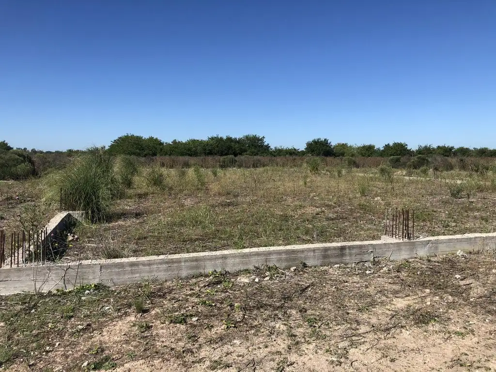 Venta Fracción de terreno en San Vicente con posibilidad de subdivision.