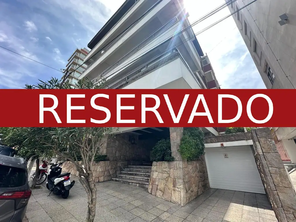 VENTA |  AMB CON 2 PATIOS | PLAYA GRANDE