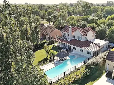 CASA VENTA5 AMB CLUB DE CAMPO LOS PUENTES PISCINA