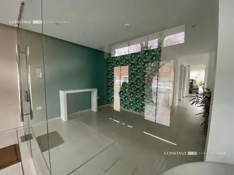 Departamento en venta de 2 dormitorios con cochera en La Plata