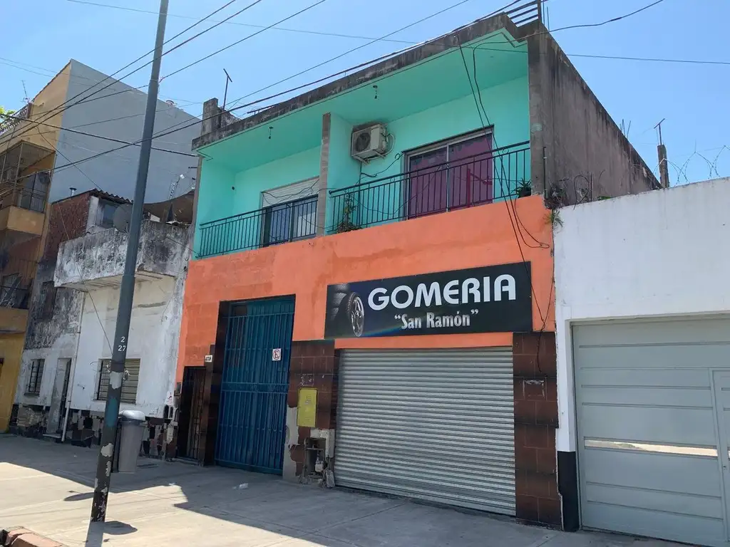 Venta Lote c/local garaje y vivienda - Pompeya